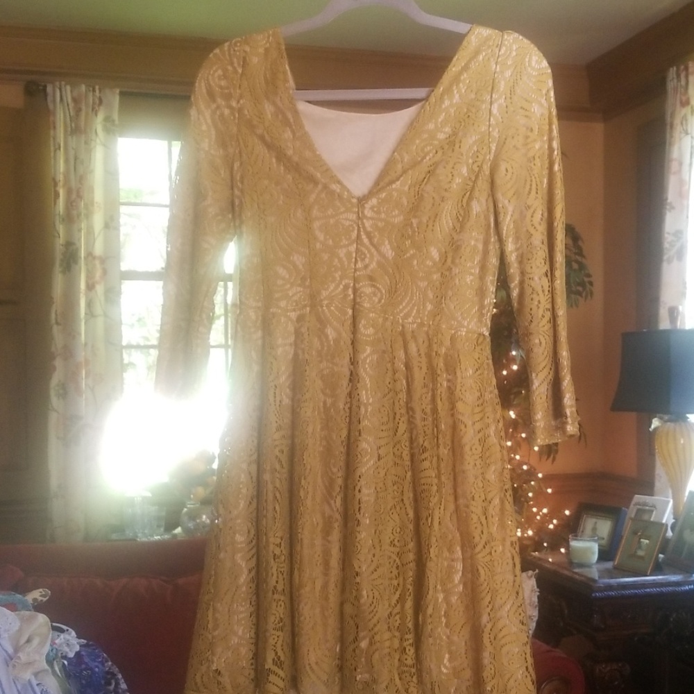 Dess - Picture 4 of 4